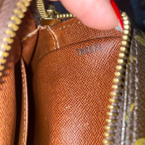 Authentic LV Amazone Monogram Leather Crossbody - Picture 2 of 8